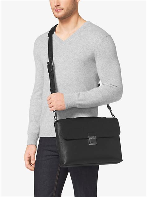 Bryant Leather Messenger Bag 